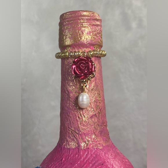 Hand Painted-Decoupaged Sugar Skull-Dia De Los Muertos-Day of the Dead Bottle - Picture 6 of 13